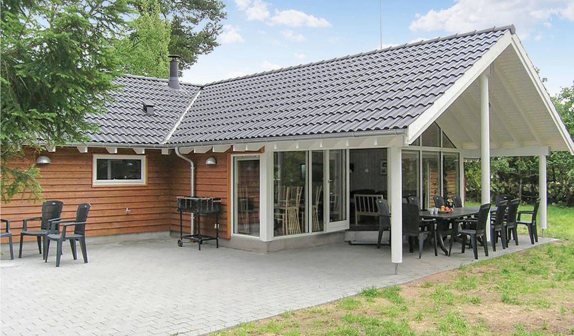 Kopingsvik House | 170 m² House ∙ 5 bedrooms ∙ 14 guests