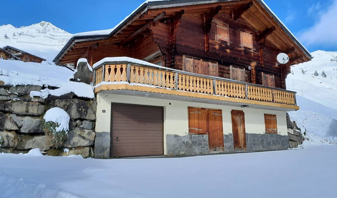 Val d'Illiez Ski Chalet | 170 m² Chalet ∙ 7 bedrooms ∙ 12 guests