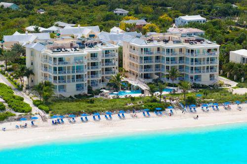 The Bight Hotel | 170 m² Hotel ∙ 3 bedrooms ∙ 15 guests
