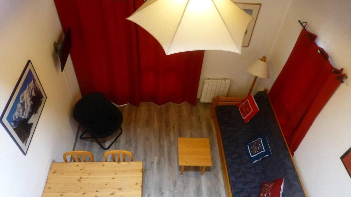 Vallandry Apartment | 170m from ski slopes, 2nd floor, balcony, tv, ski locker, 47m², Peisey-Vallandry