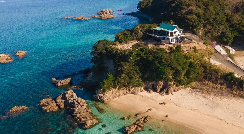 Shima Villa | 172 m² Villa ∙ 3 bedrooms ∙ 12 guests