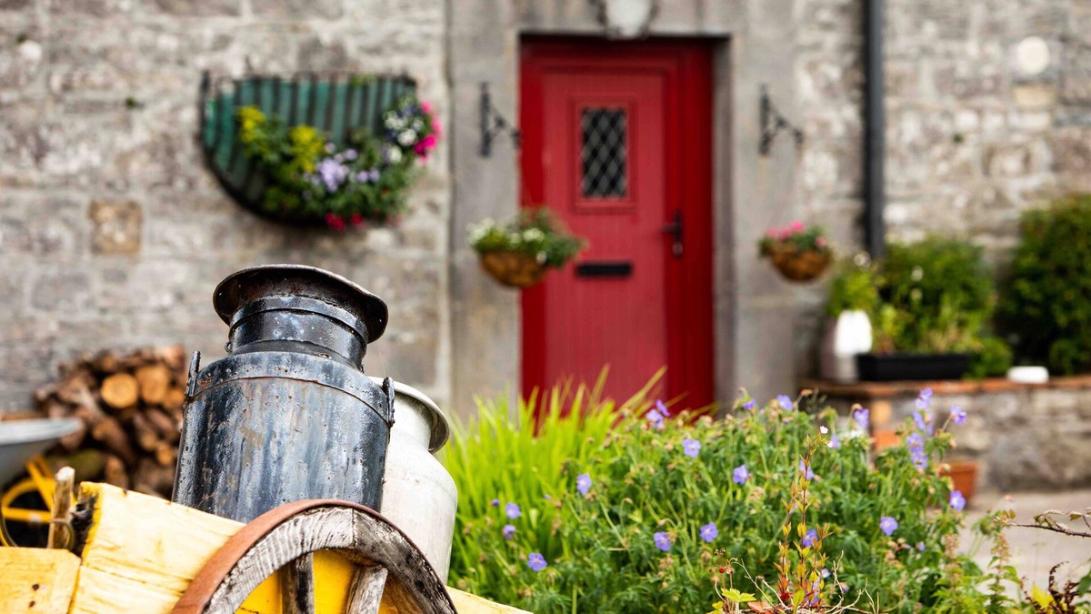 Claremorris Cottage | 17th Century Granary