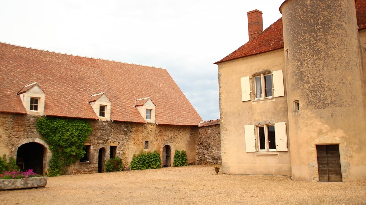 Moussy Other | 17th century manor house for 8-10 persons