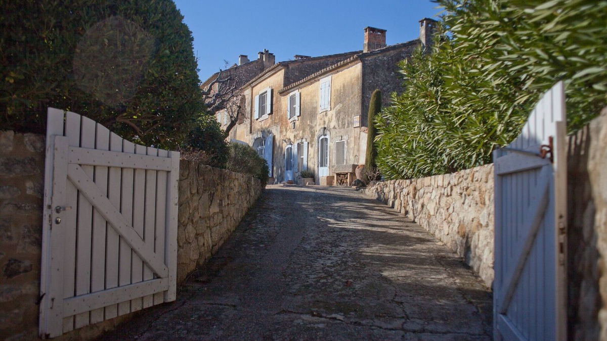Paradou House | 17th Century Mas in Quiet Provencal Village Le Paradou