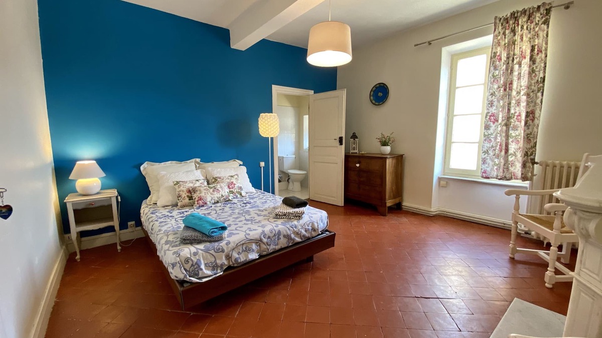 Laure-Minervois Bed & Breakfast | 18 kms from cité de Carcassonne cosy bed & breakfast spa wifi