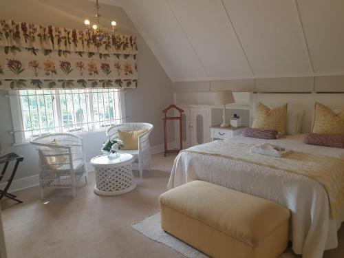 Kloof Bed & Breakfast | 18 Pioneer BnB