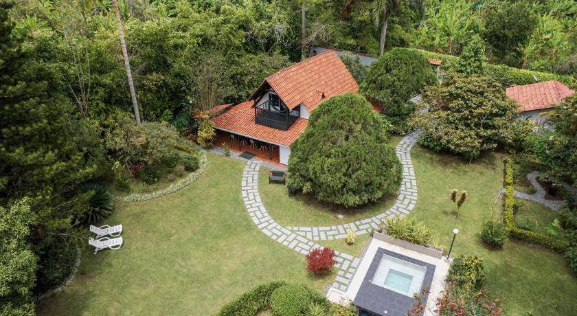 Montenegro House | 180 m² House ∙ 5 bedrooms ∙ 10 guests