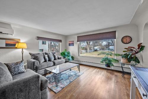 Creighton House | 180 S Hoyt