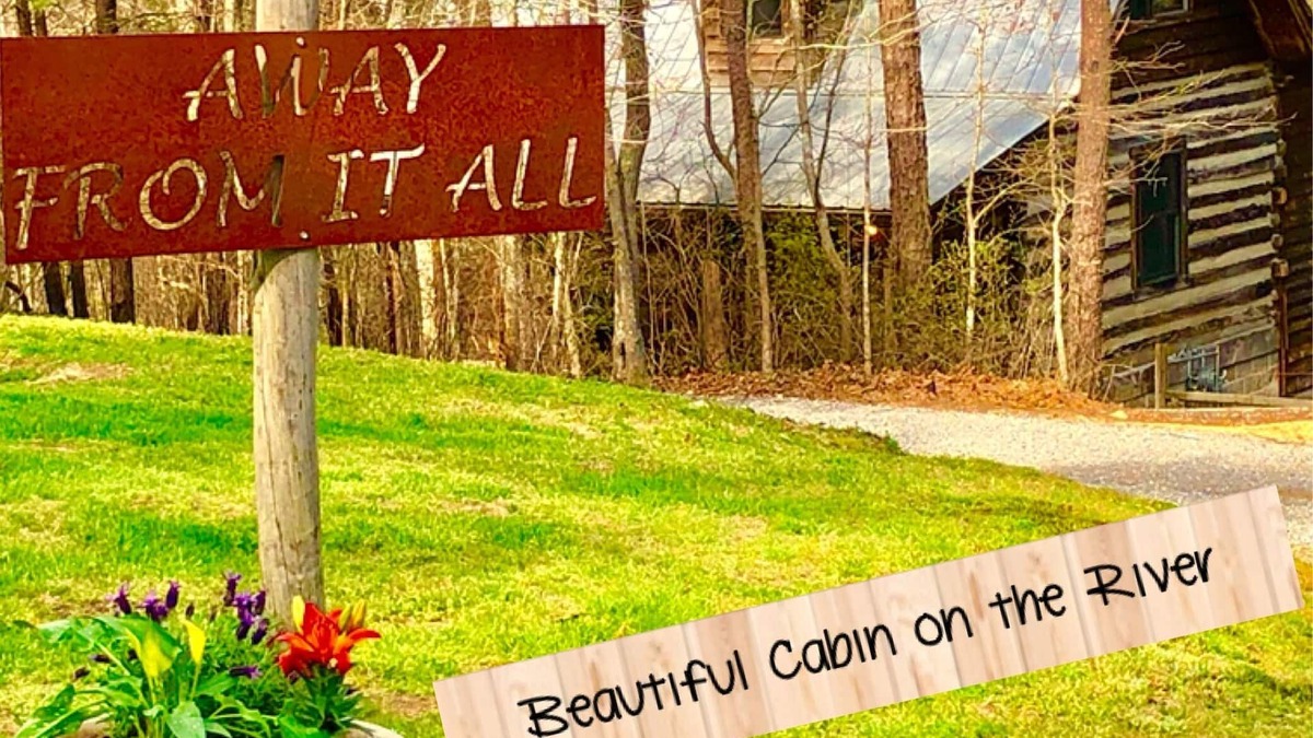 Mentone Cabin | 1800's Original Cozy Romantic Cabin For 2 Or The Family