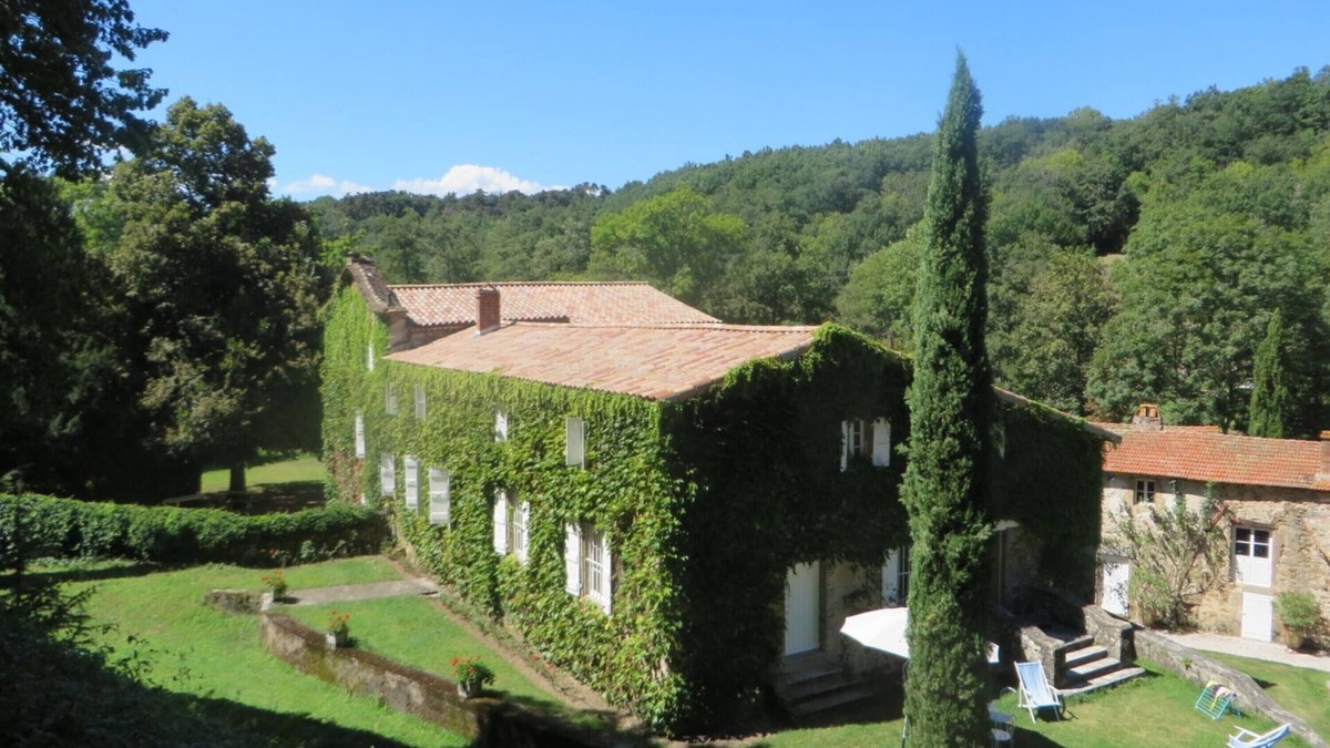 Saint-Jeure-d'Ay House | 1807 manor house with private 16m x 6m swimming pool in the heart of nature on the river bank