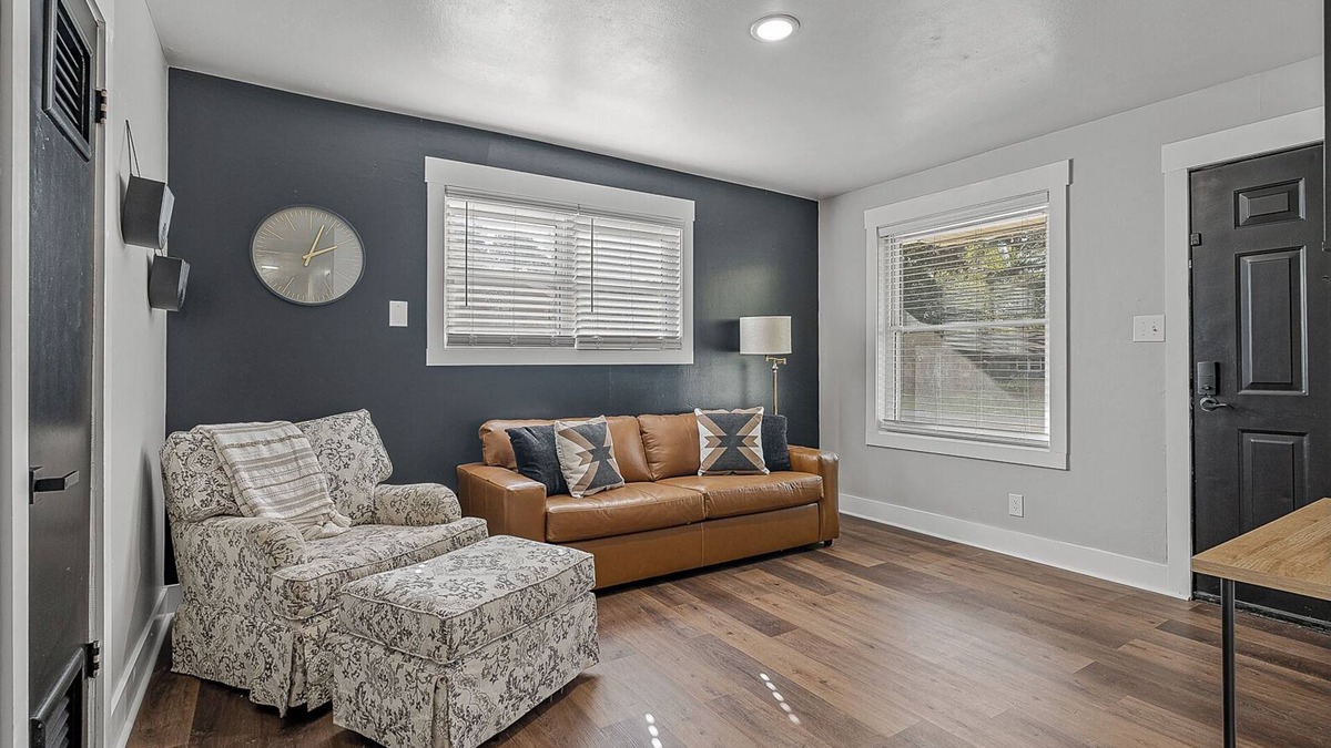 Jonesboro House | 1824 Rosemond-The Patio Bungalow