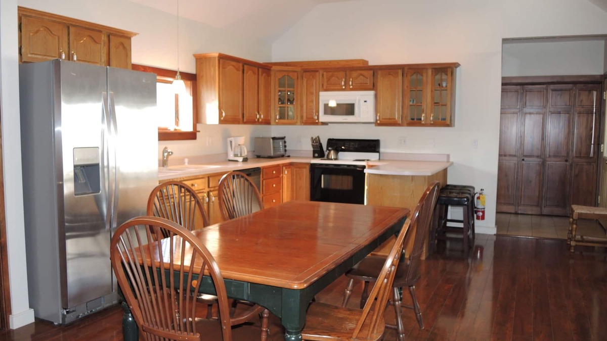 Fly Creek House | 1825 Barn - 1 of 3 Rentals in Fly Creek, 5 minutes to Cooperstown