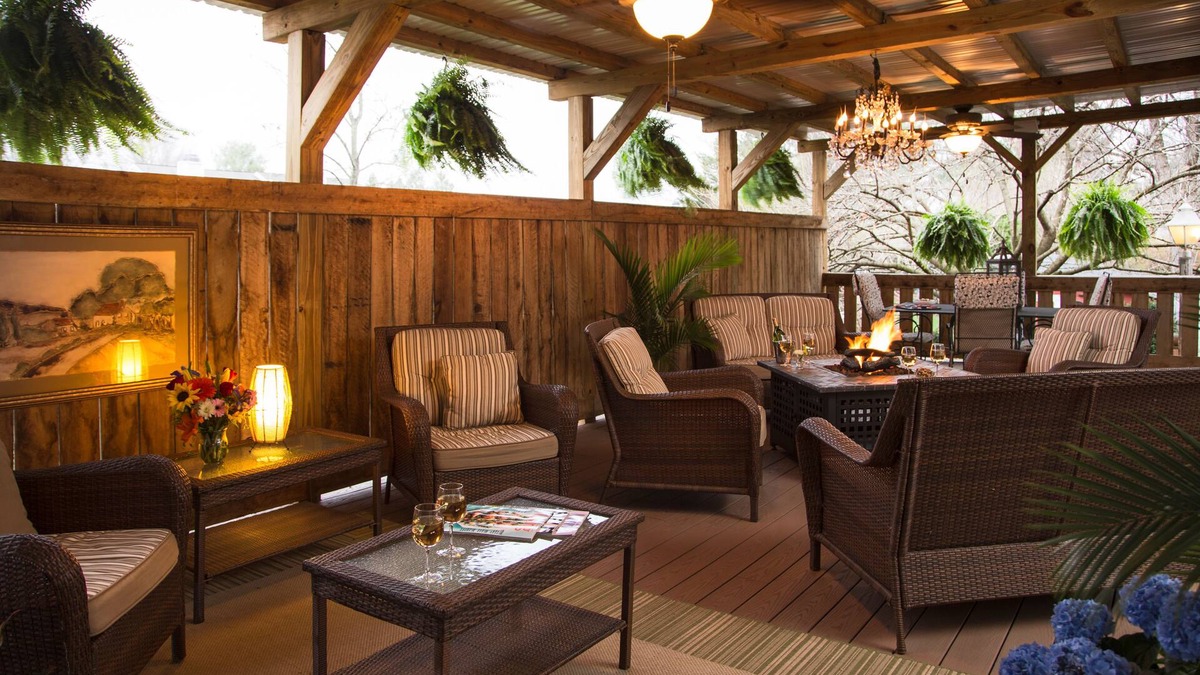 Palmyra Bed & Breakfast | 1825 Inn Bed and Breakfast