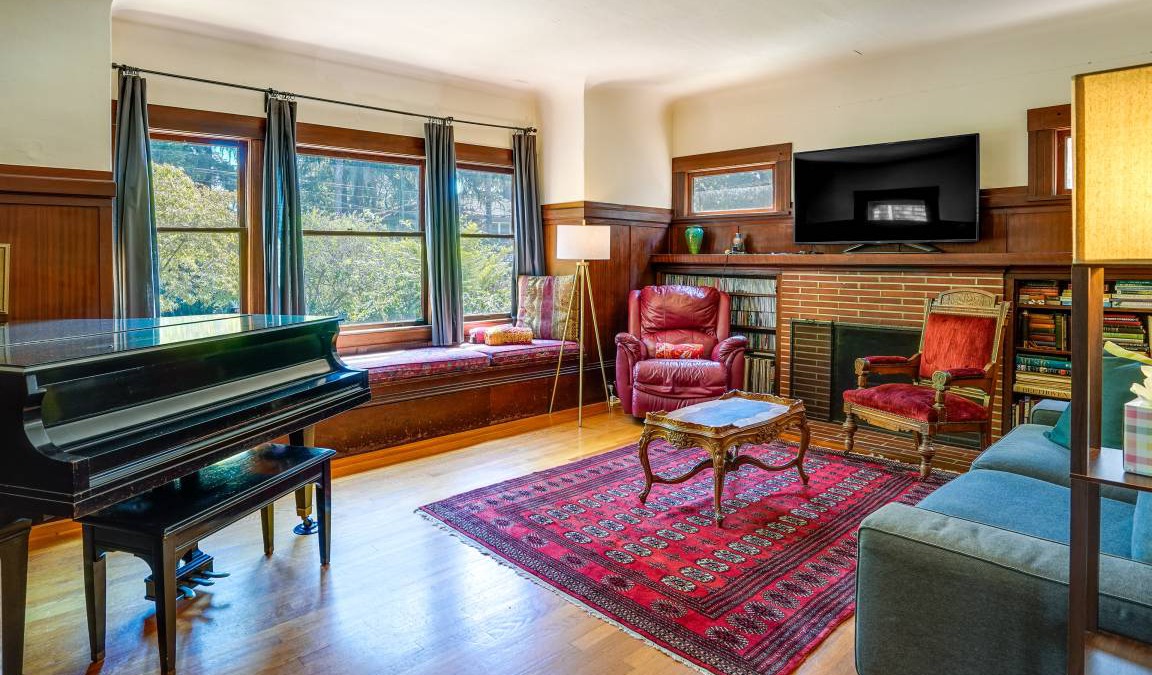 Elmwood House | 183 m² House ∙ 3 bedrooms ∙ 6 guests
