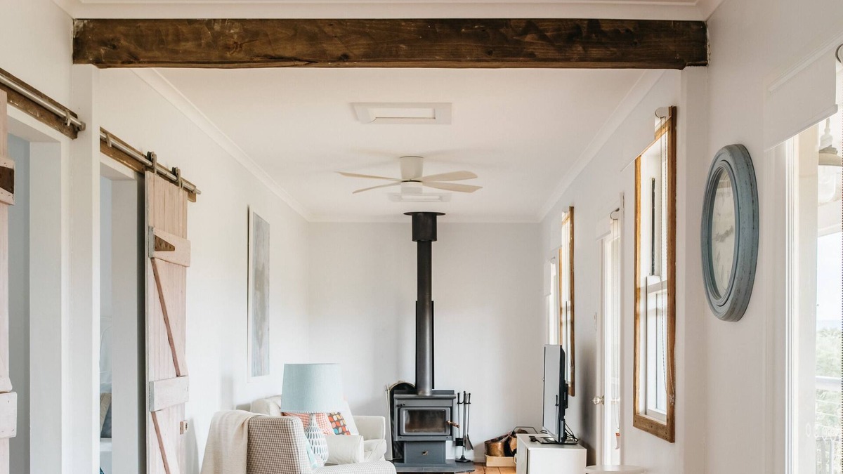 Parkesbourne House | 1830's Kippilaw-Renovated Shearers Quarters