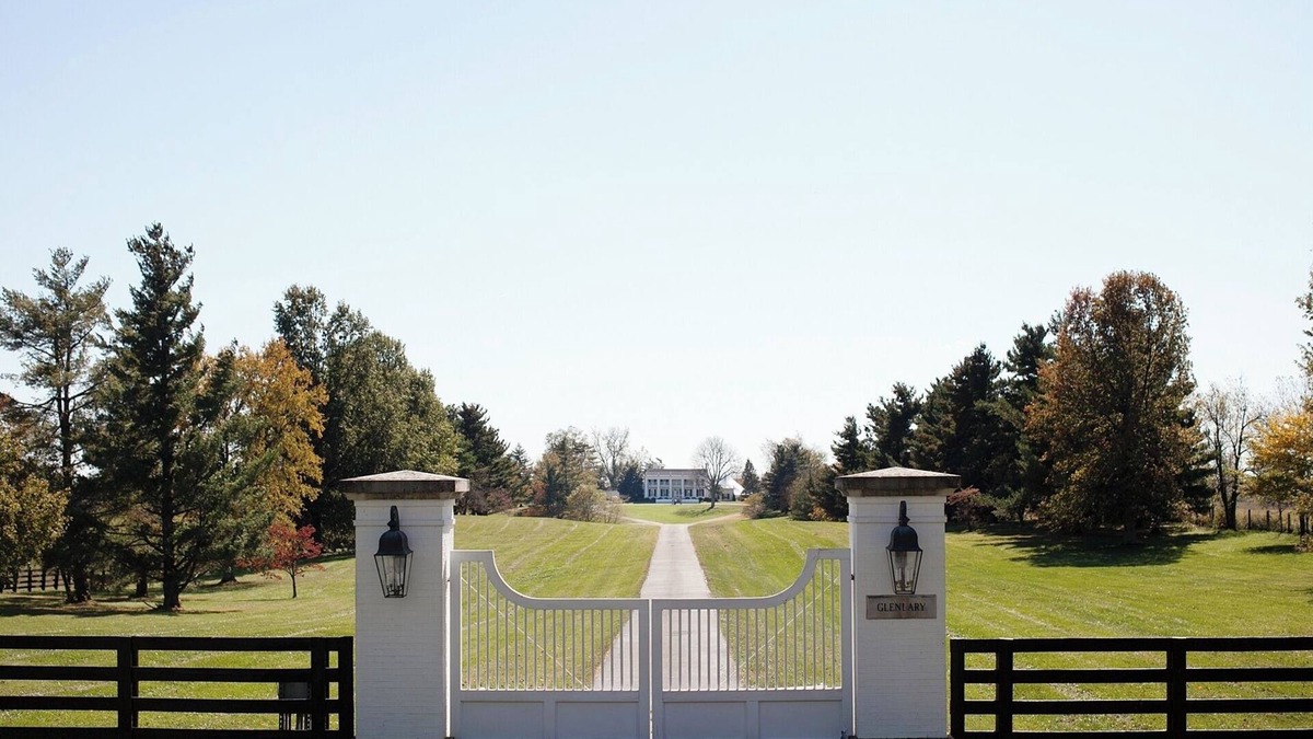 Paris House | 1840 Historic Antebellum Estate in the heart of the Bluegrass