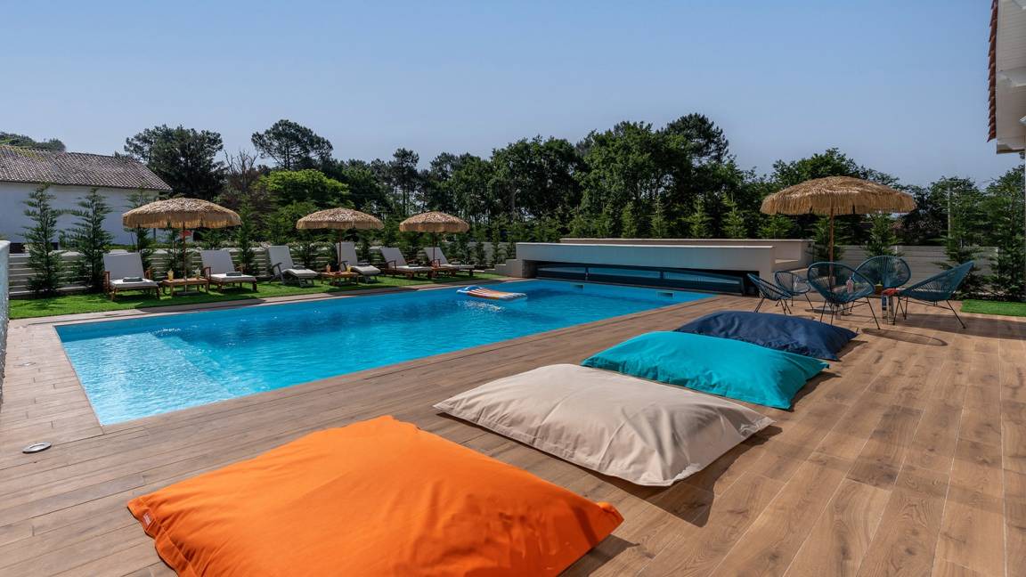 Saint-Medard-en-Jalles House | 185 m² House ∙ 6 bedrooms ∙ 12 guests