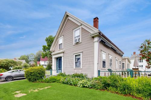 Searsport House | 1855 Captain Shute's Harbor House