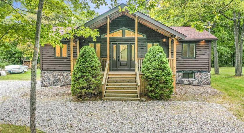 Tiny Ski Chalet | 186 m² Chalet ∙ 4 bedrooms ∙ 8 guests