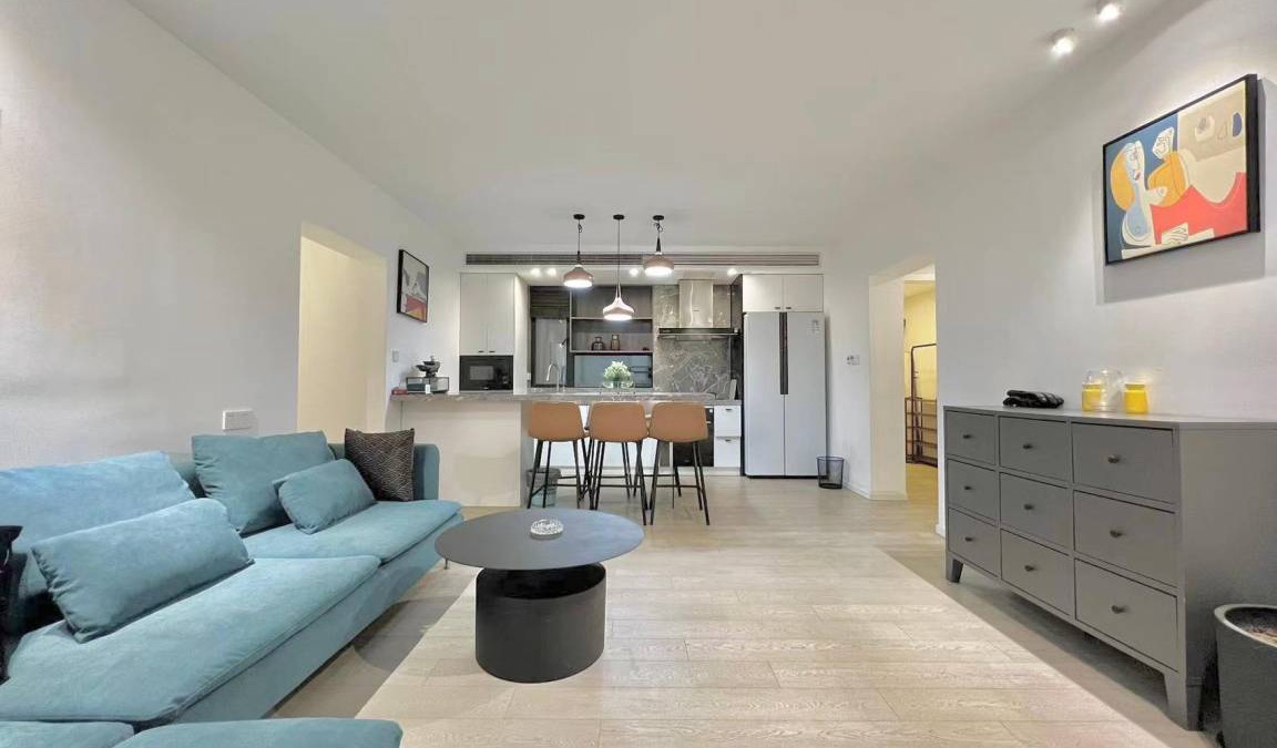 Jing'an Apartment | 188 m² Apartment ∙ 3 bedrooms ∙ 8 guests