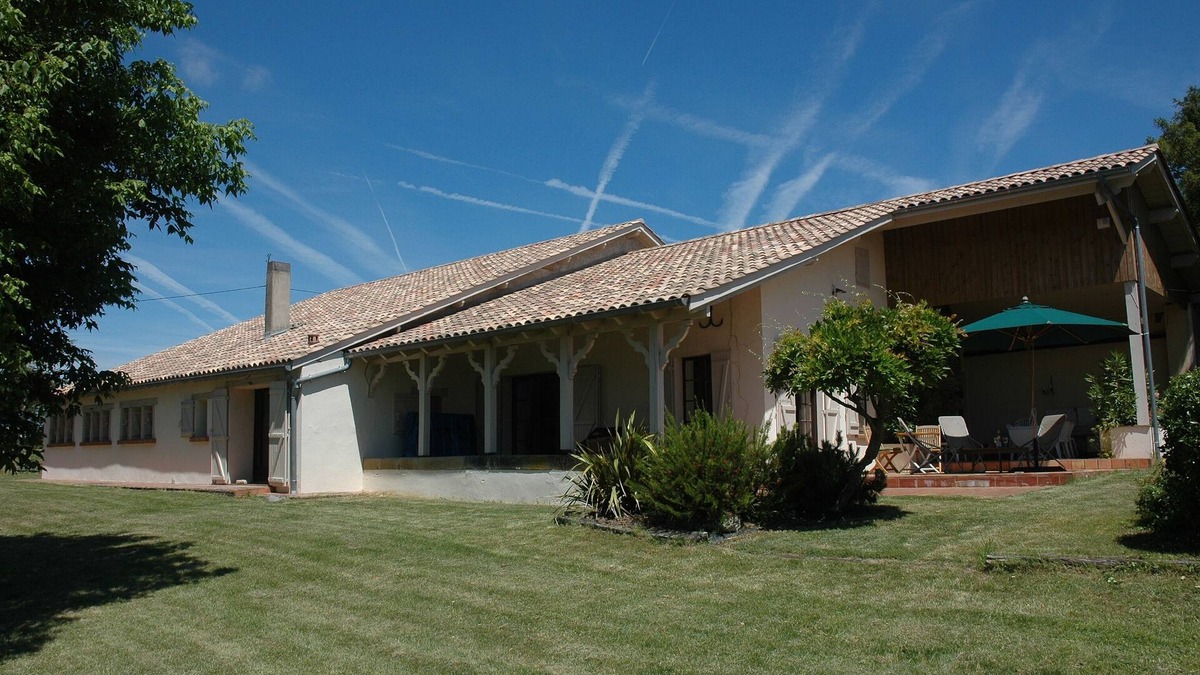 Seyches Other | 18th Century Farmhouse With Exclusive Pool