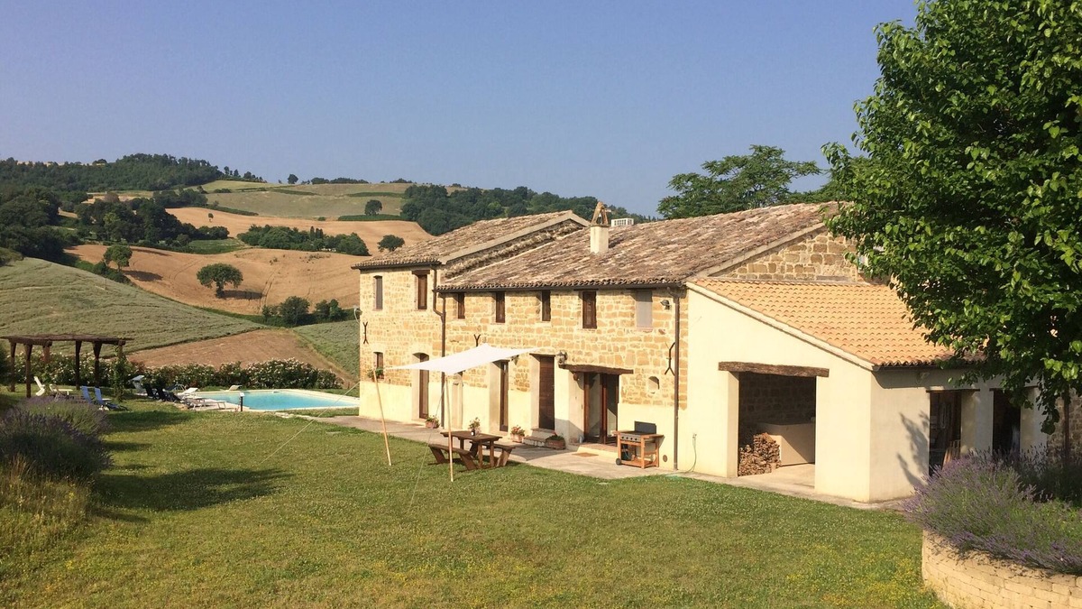 Pergola Villa | 18th-century Farmhouse with stunning 360° views with private pool, sleeping 8