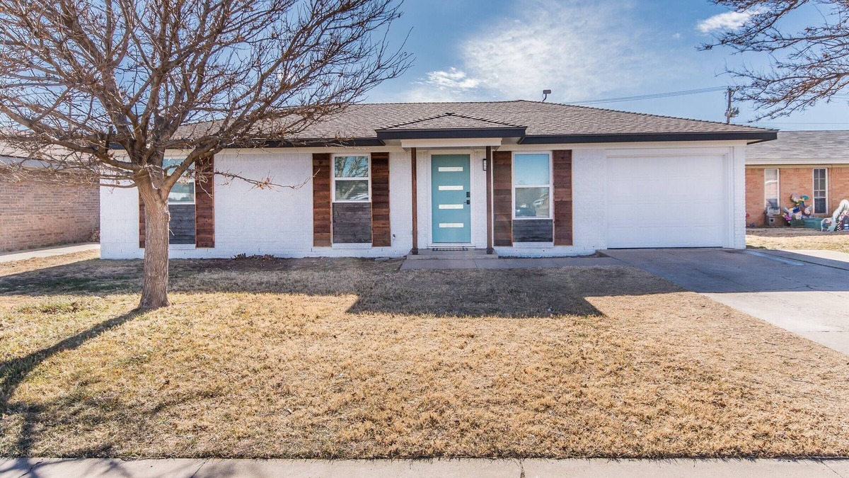 Dumas House | 18th Street Retreat