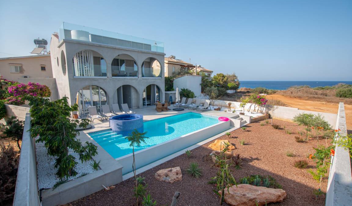 Cape Greko Villa | 190 m² Villa ∙ 5 bedrooms ∙ 10 guests