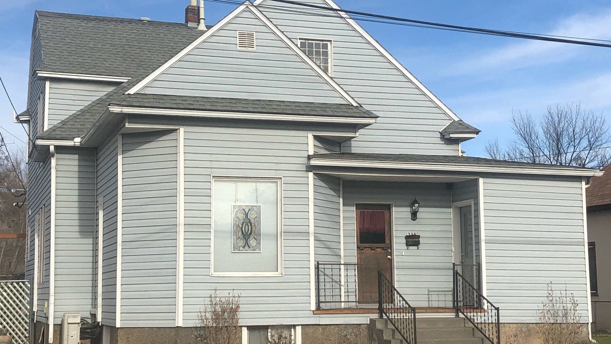 Pendleton House | 1900 Vintage home in downtown Pendleton.