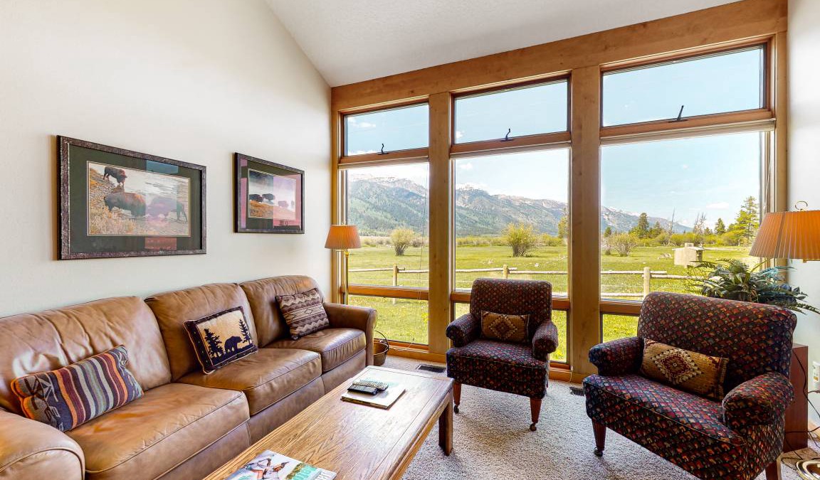Moose Wilson Road Condo | 191 m² Condo ∙ 3 bedrooms ∙ 8 guests