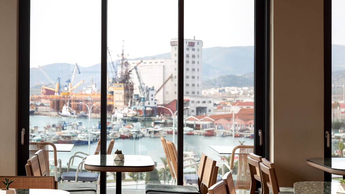 Volos City Centre Hotel | 1910 Lifestyle Hotel