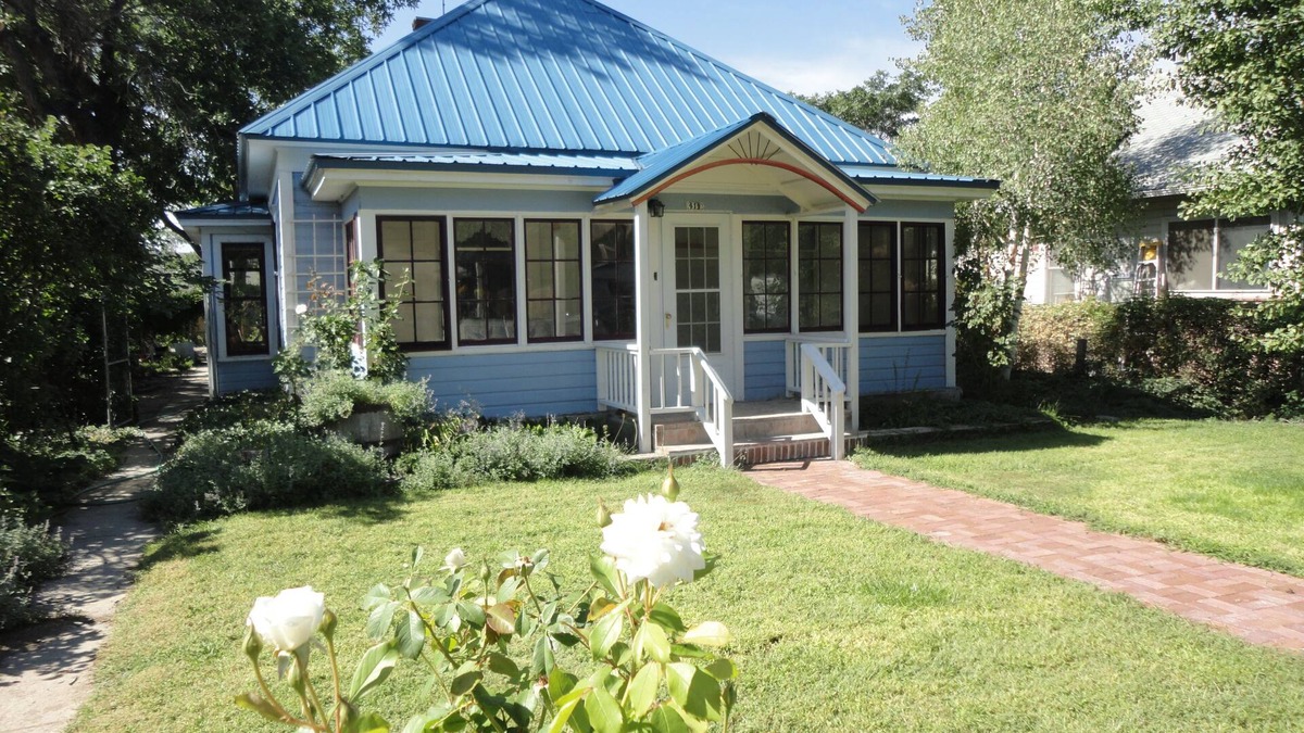 Palisade House | 1912 Cottage Experience In The Heart Of Colorado Wine Country