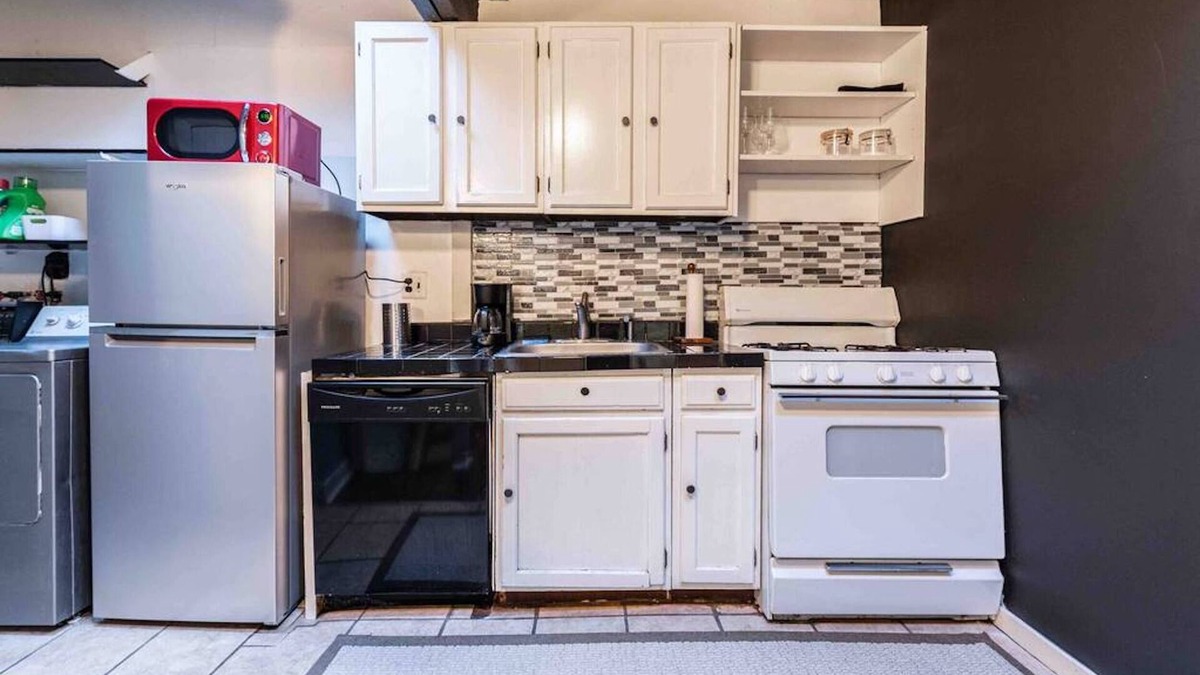 Washington Square West Apartment | 1918 Duplex with Character City Center