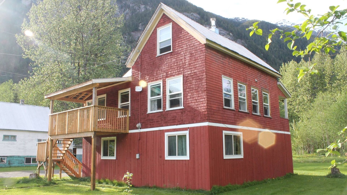 Regional District of Kitimat-Stikine House | 1928 Character home in heart of Stewart