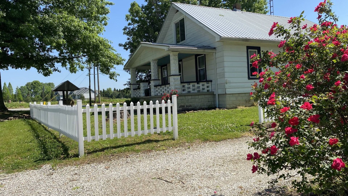 Cannelton Other | 1930s Farmhouse Stay on 2 Acres