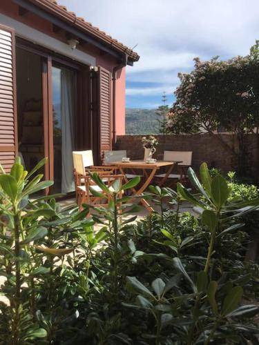 Kastelli House | 194 m² House ∙ 4 bedrooms ∙ 7 guests