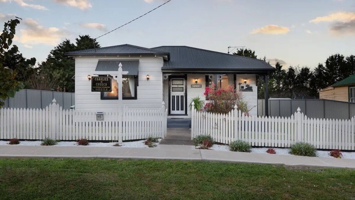 Taralga Cottage | 1940"s Renovated Cottage In Beautiful Historic Taralga.n