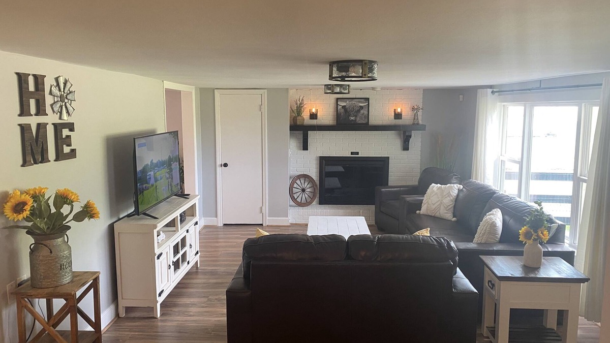 Kipling House | 1940’s Farm House 10 min. from downtown Fuquay