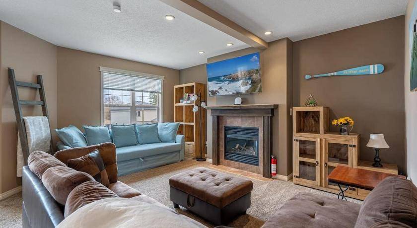 Sylvan Lake House | 195 m² House ∙ 1 bedroom ∙ 16 guests