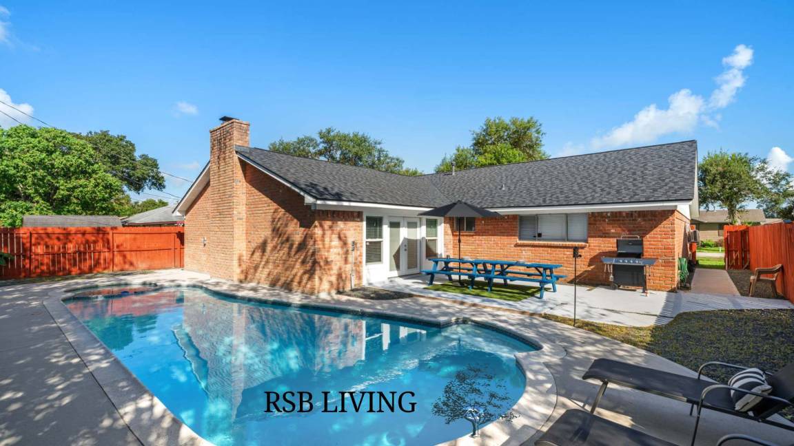 Texas City House | 195 m² House ∙ 4 bedrooms ∙ 14 guests