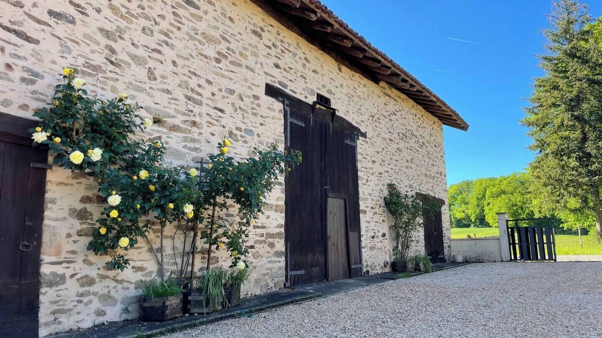 Oradour-sur-Vayres Other | 19th Century Farmhouse