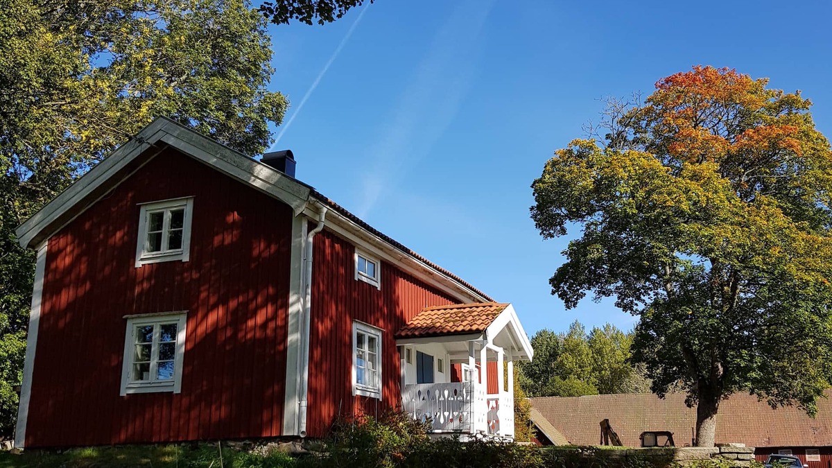 Varnamo Cabin | 19th-century village in living countryside close to nature.