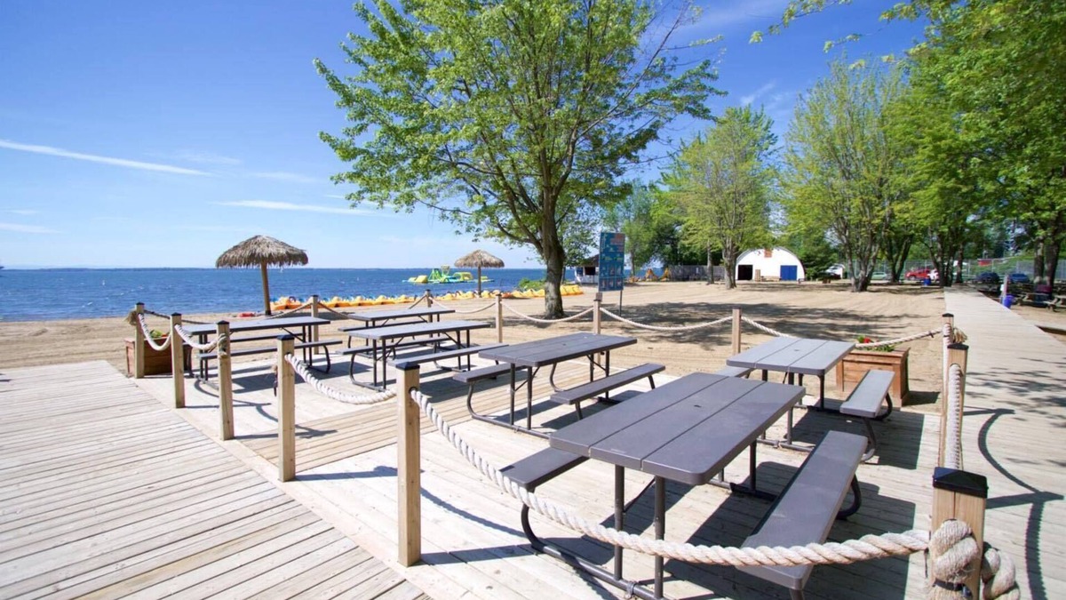 Saint-Zotique Apartment | 1BR Apartment by the Water - 40 mins to Montreal /Airport /Autoroute 20 access