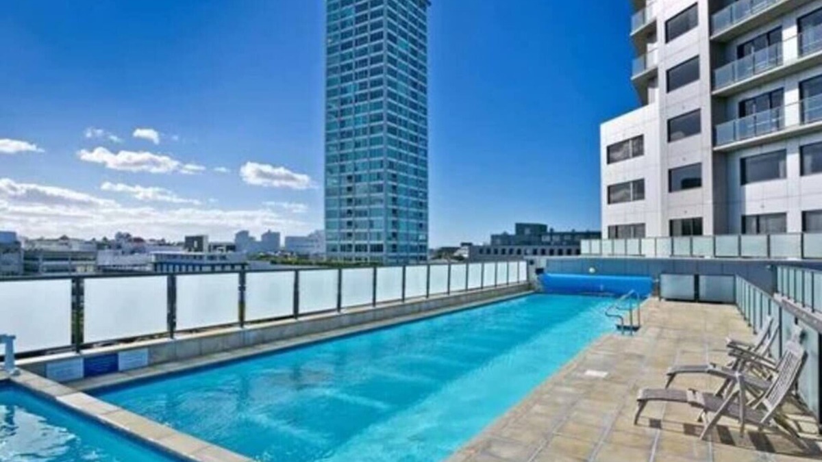 Takapuna Apartment | 1br apt near Takapuna Beach with Ocean View