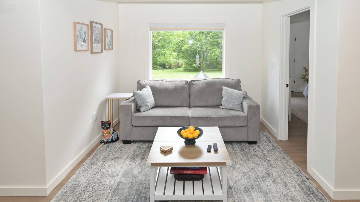 Princeton House | 1BR Apt With Pool Near Farms & Shopping & Princeton University