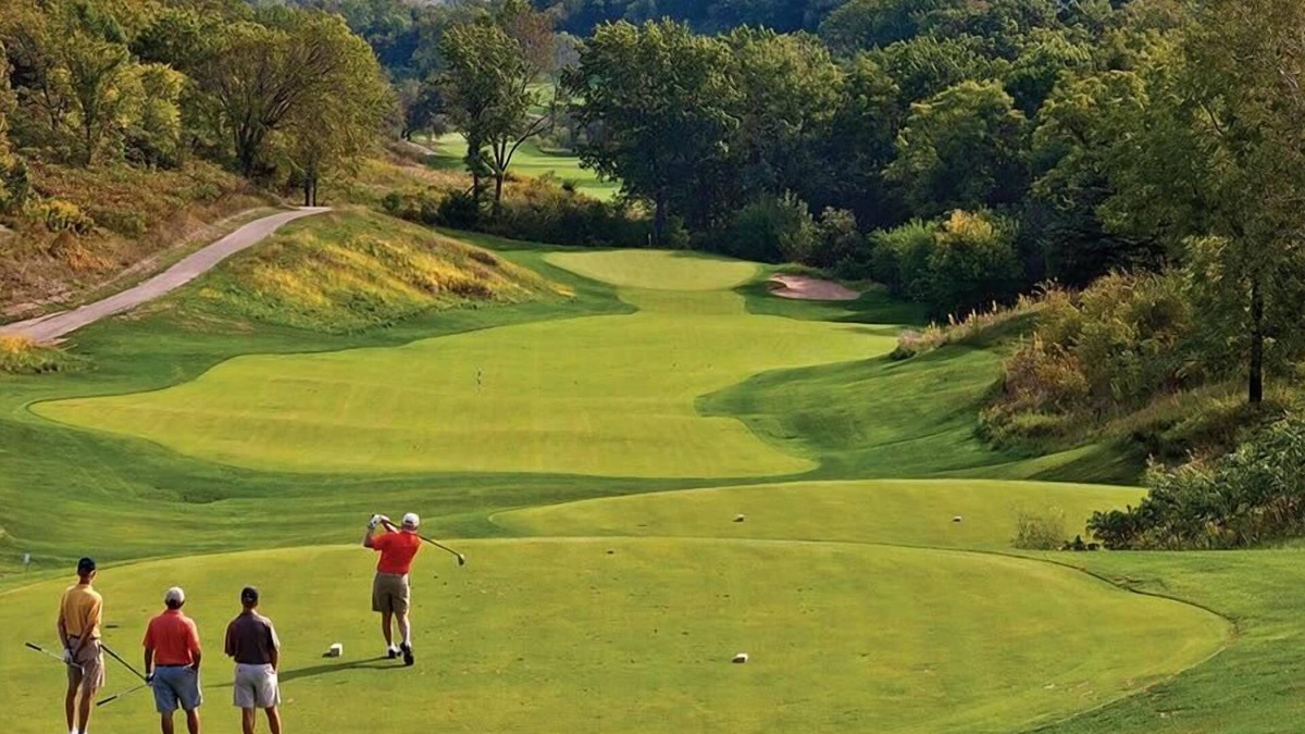 Hanover Condo | 1br Condo Golfing in Beautiful Galena