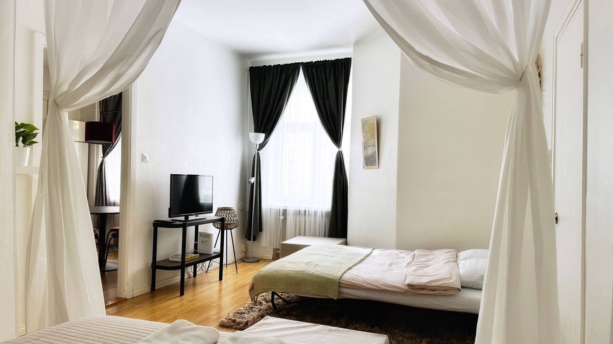 Kamppi Apartment | 1BR Demure Design Urban Living Space