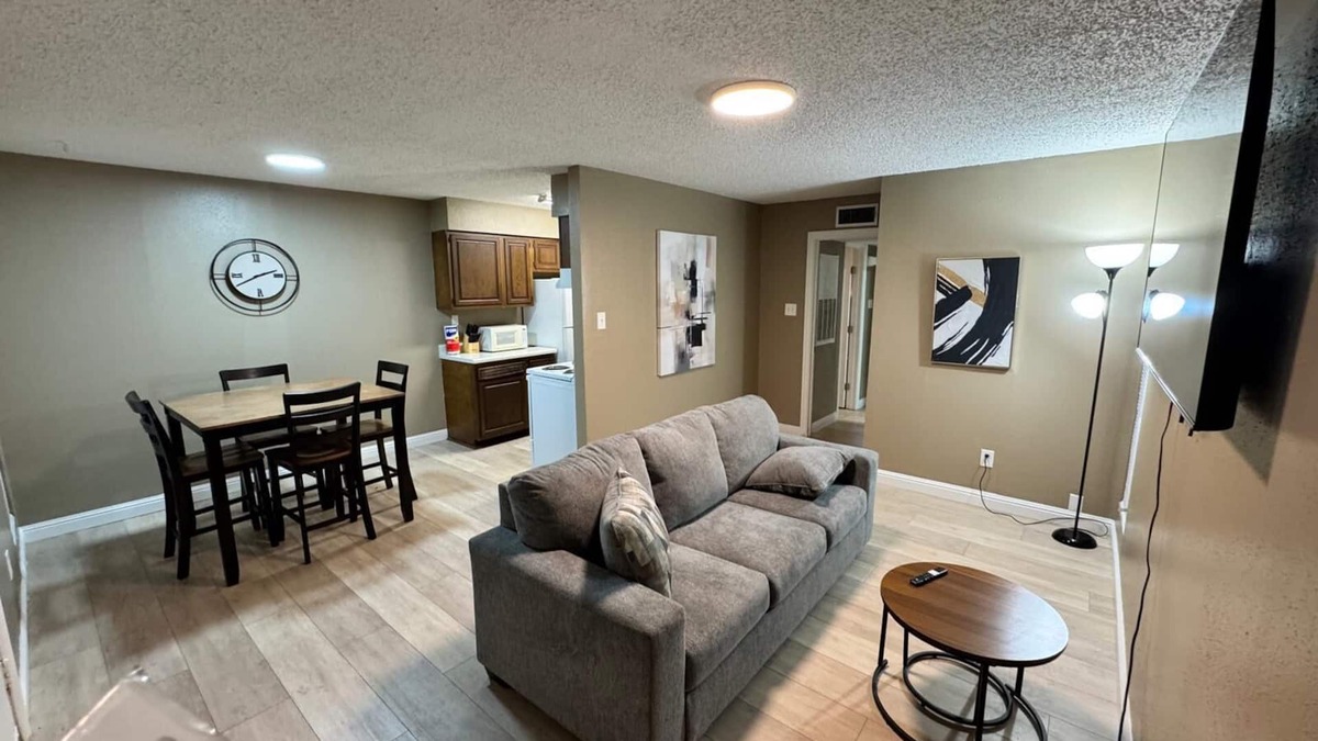 Beaumont Apartment | 1BR Hideaway Calm & Private