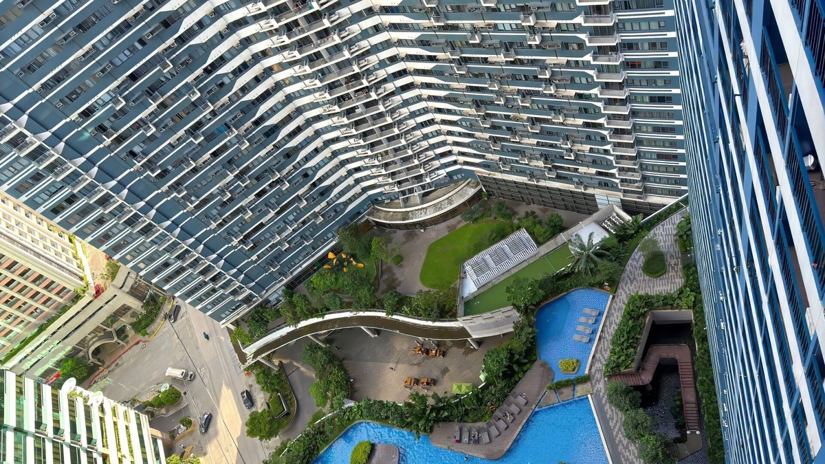 San Antonio Apartment | 1BR Makati, Air Residences M005