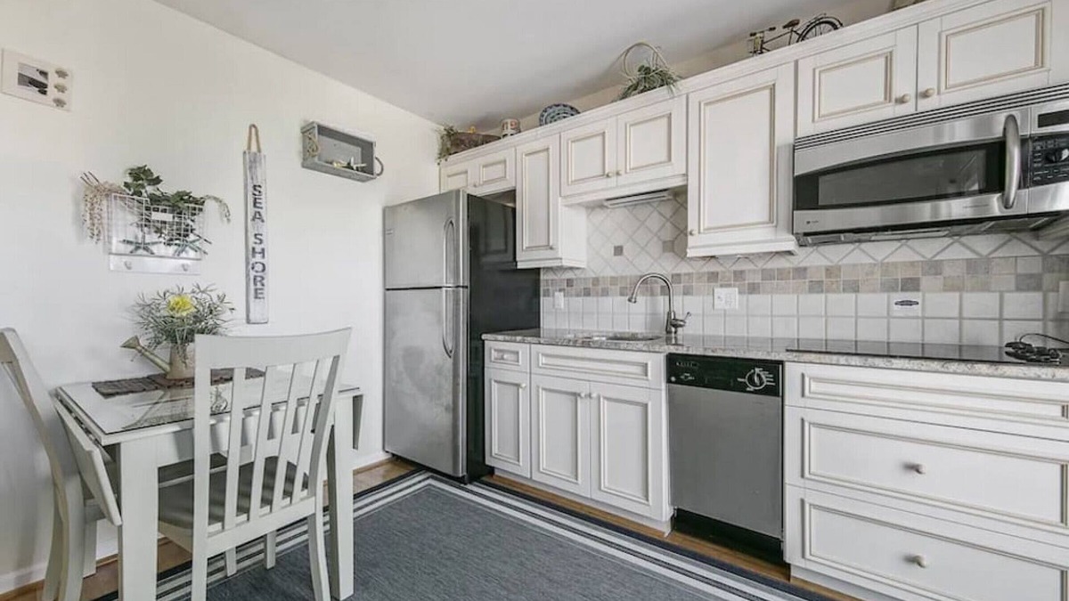 Beach Haven Condo | 1BR Ocean Block Condo – 140’ from the Beach